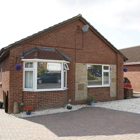 Pocklington Self Catering Business Contractors Superfast Wifi Netflix *